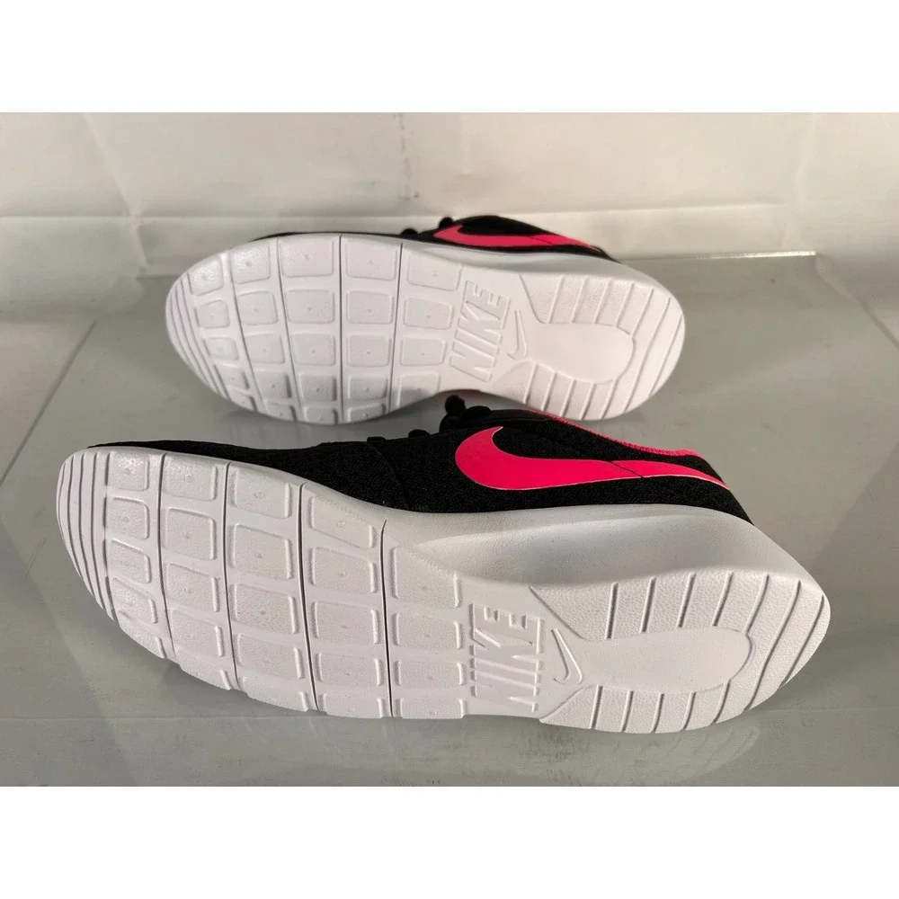 Nike Tanjun‎ GS Black Hyper Pink White Kids Size 6.5 Running Shoes 818384 061